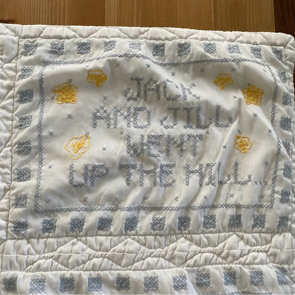 VTG Bucilla Mother Goose Rhymes Quilt (63480) Finished Quilt 30x33” Baby Blanket - Picture 4 of 15